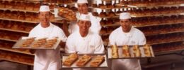 Ölz Meisterbäcker bei der Arbeit Ölz Meisterbäcker bei der Arbeit