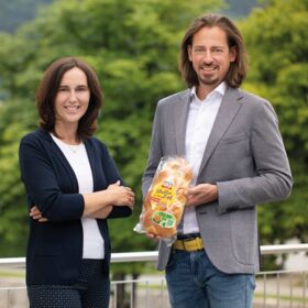 Doris Wendel und Florian Oelz mit Butterzopf