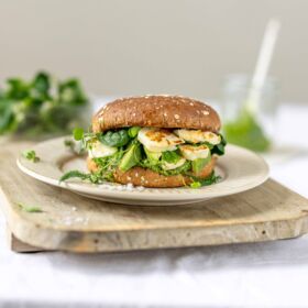 Ölz Eiweiß Burger als vegetarischer Green Goddess Burger_quer-min